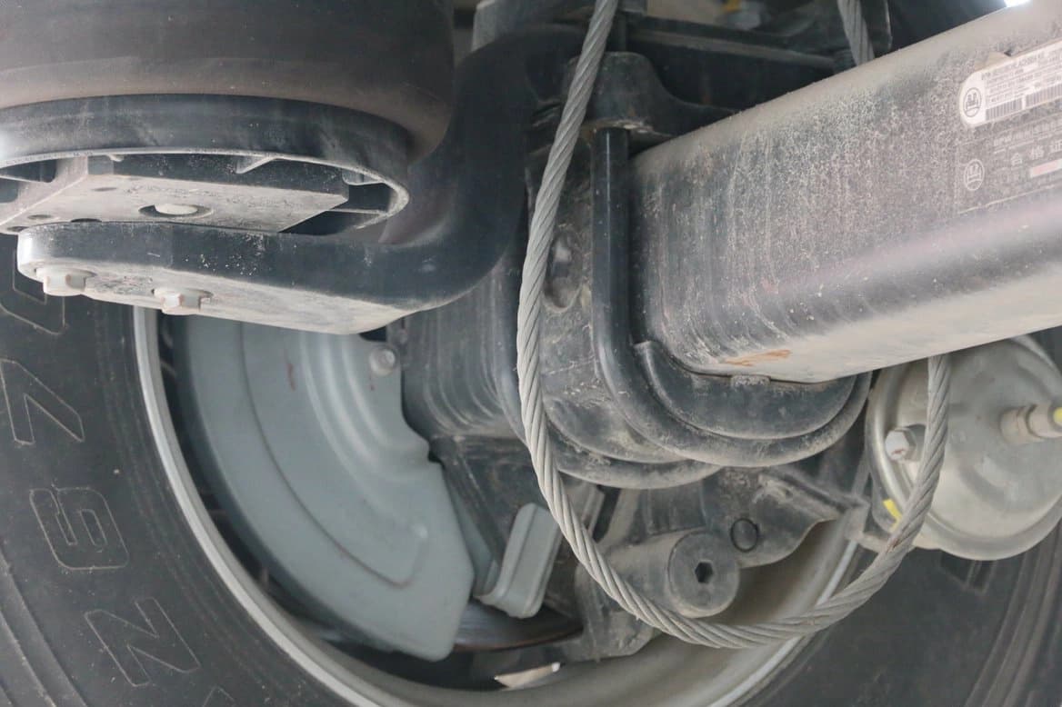 Detail of air bag suspension system on Kales 13M Curtainsider semi-trailer for superior shock absorption.