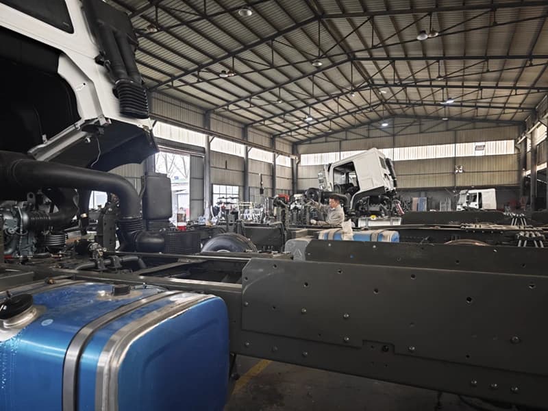 Professional truck refurbishment and repair workshop at Kales Vehicle factory for export