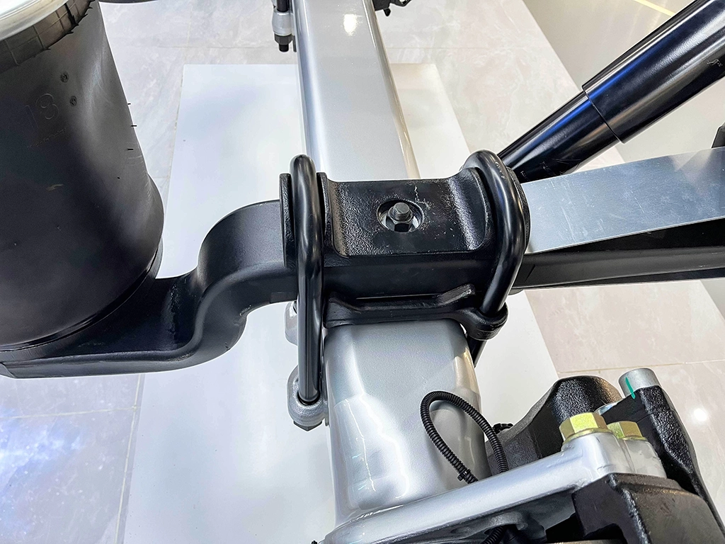 Système de suspension pneumatique ajustable à la manière allemande de Kales pour semi-remorque