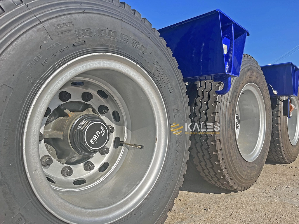 50T-Low-bed-semi-trailer-with-ladder-lowboy-for-excavator-loader-bulldozer-and-other-heavy-machinery low price