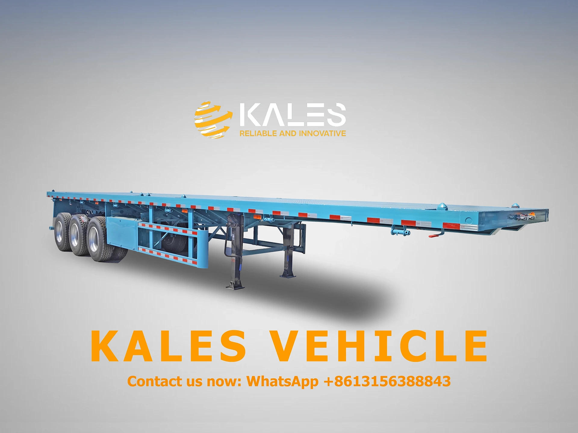 Semirremolque Plataforma Kales de 3 Ejes y 40 Pies: Solución Logística de Carga Pesada para Latinoamérica 6 Vista trasera del semirremolque plataforma Kales de 3 ejes y 40 pies con protección trasera, viga de impacto, luces LED y cubiertas protectoras de lámparas.