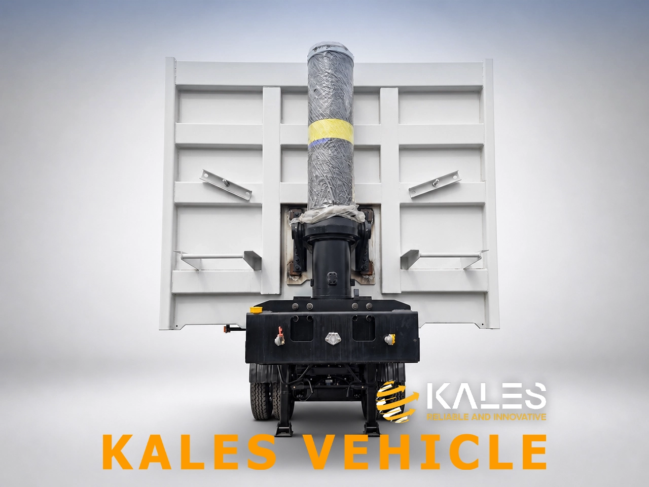 Hyva FC A238 hydraulic cylinder front view on a Kales 100 ton tipper trailer